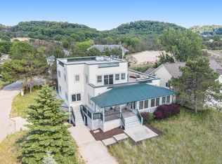 19624 N Shore Dr, Spring Lake, MI 49456