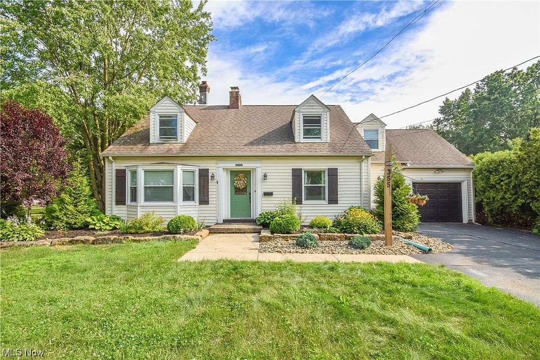 355 Scott St, Hubbard, OH 44425 | Zillow