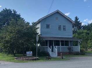 411 Avenue L, Matamoras, PA 18336