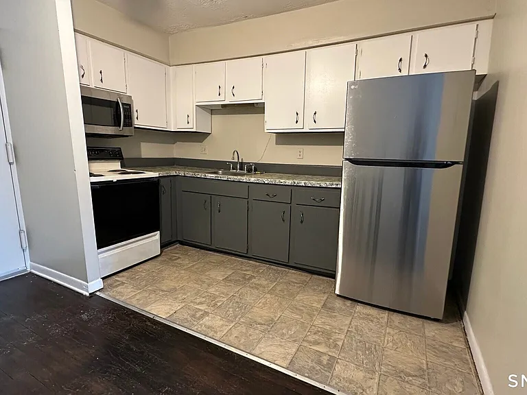 581 Crown St #99 — Photo 1