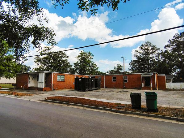 102 W Market St, Timmonsville, SC 29161
