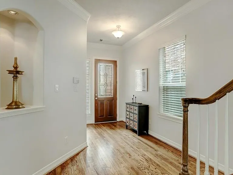 1506 Shady Villa Fern — Photo 3