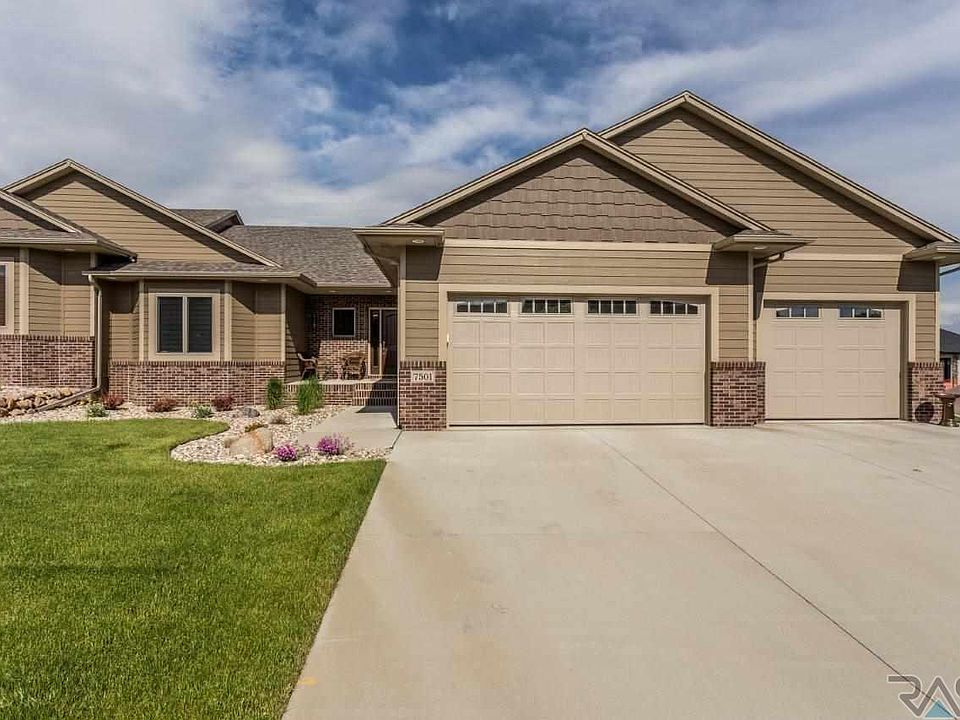1st image of 7501 S Grand Arbor Pl