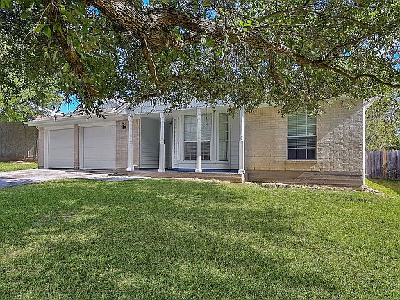 3rd image of 12716 Lake Conroe Hills Dr