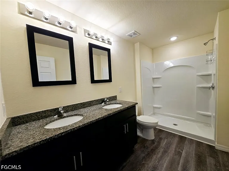 1117 Solar Ct — Photo 10