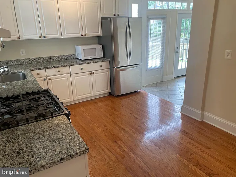 4605 Davidson Dr — Photo 5