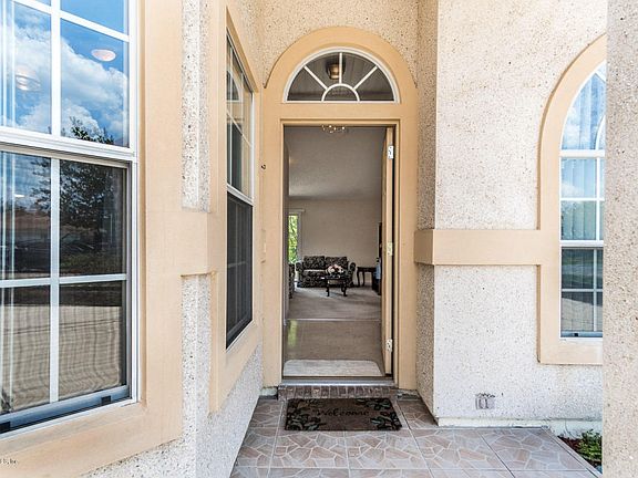 2nd image of 3650 Arava Dr