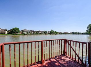 410 Kingfisher Dr, Sugar Land, TX 77478