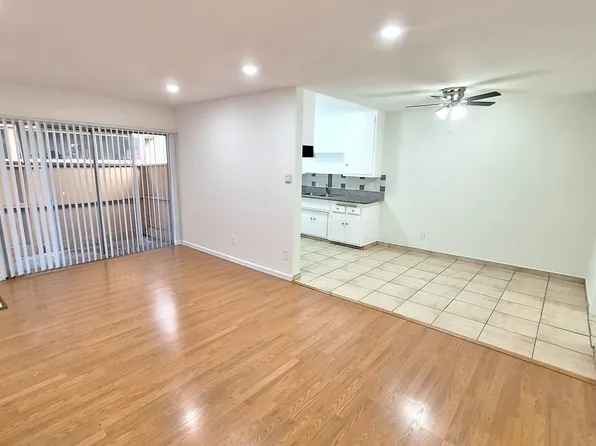 Oxnard Gardens, 14015 Oxnard St #6, Van Nuys, CA 91401