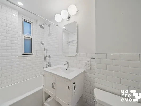 10 Mitchell Place image 6 of 8