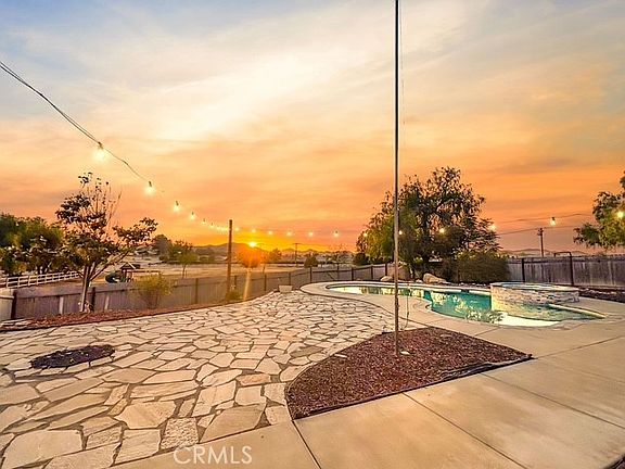 3rd image of 26665 Garbani Rd