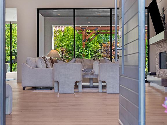 4th image of 8135 Tesoro Pl