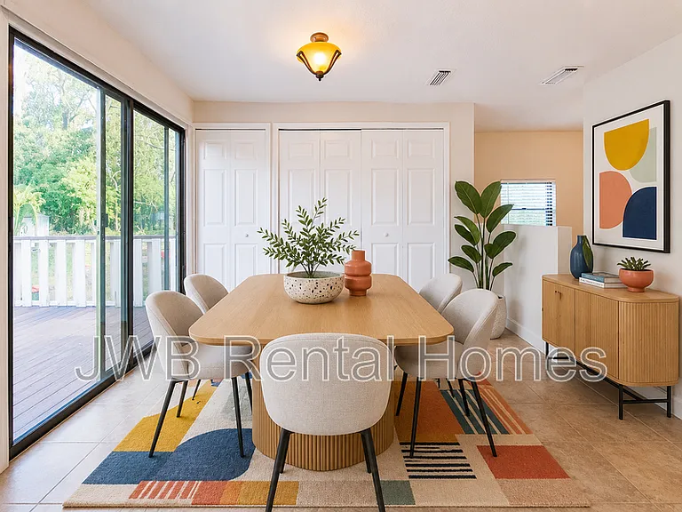 10302 Swarthmore Dr — Photo 5