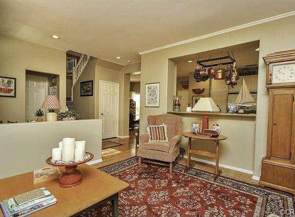 5th image of 70 Nantucket Ln