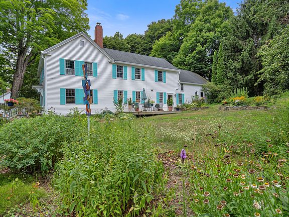 3rd image of 1 Back Hill Street