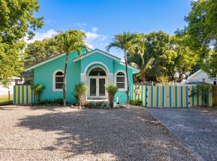 32 S Andros Rd, Key Largo, FL 33037
