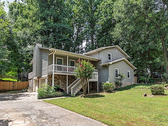 4th image of 917 Andover Ct