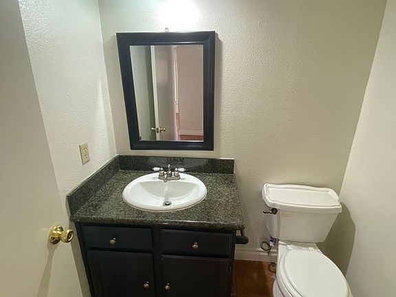 3rd image of 125 Fig Ct