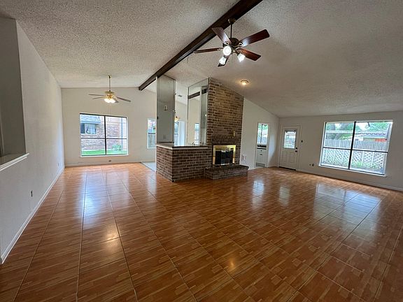 3rd image of 11530 Davenwood Dr