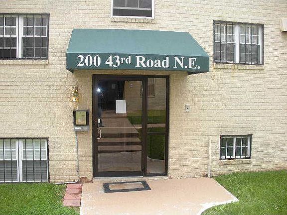 BUILDING ENTRANCE
