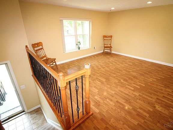 5th image of 1178 Anthony Ln