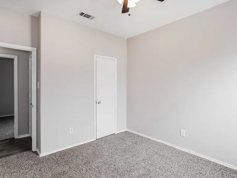 7528 Lazy Spur Blvd — Photo 15