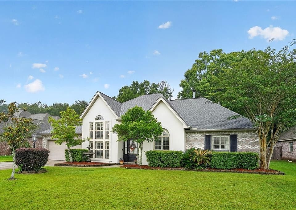 Front exterior &mdash; 620 Timberwood Loop, Madisonville, LA 70447