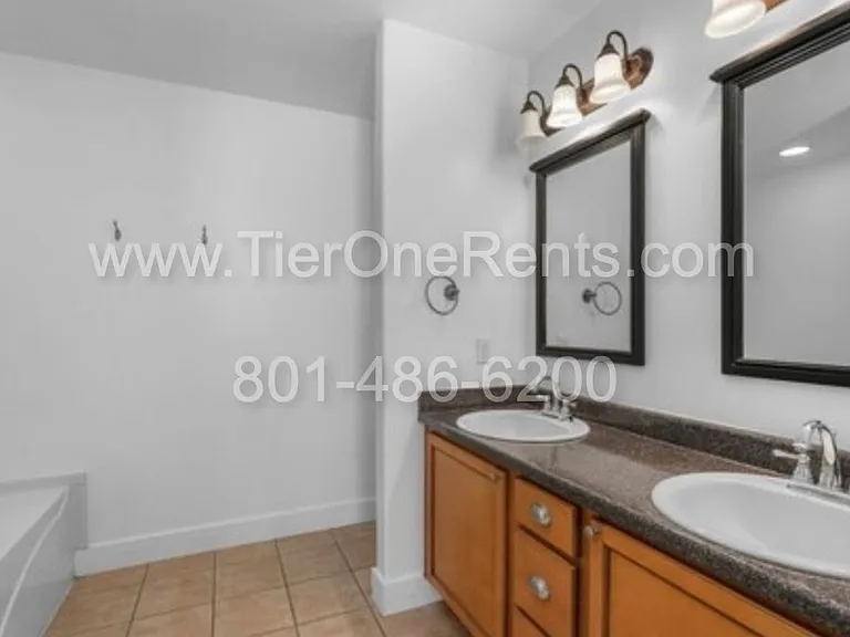 3818 E Rose Hearty Ln — Photo 14