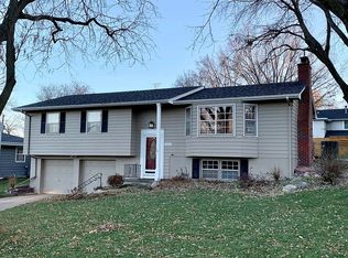12405 Woolworth Ave, Omaha, NE 68144