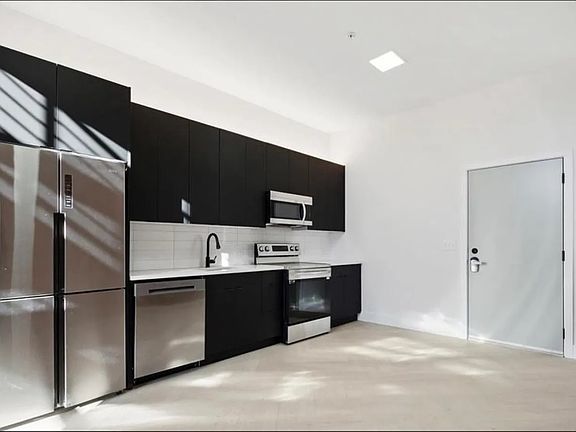 5th image of 1705 N 7th St #11
