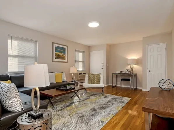 Grandview Gardens, 145A Grandview Ave W #B11928f46, Edison, NJ 08837