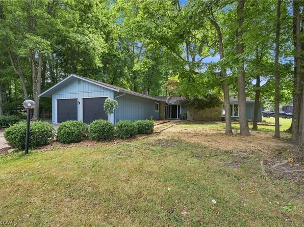 20019 Hawthorne Ln, Strongsville, OH 44149