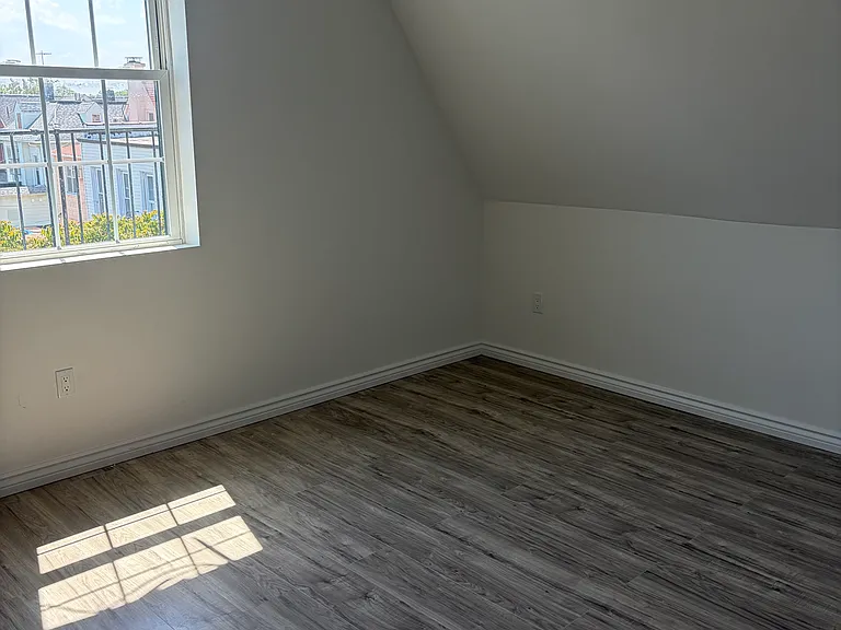 1536 Bath Ave #3 — Photo 3