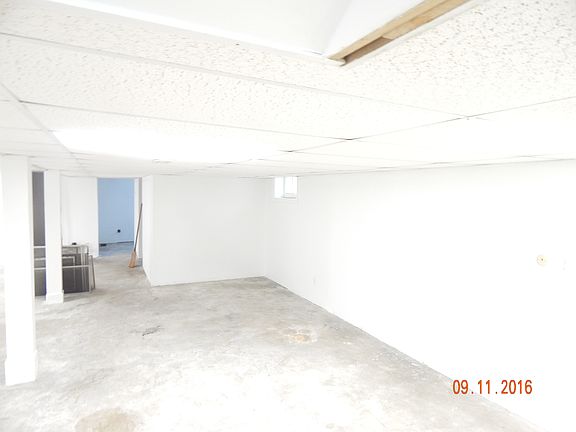 2nd image of 317 Notre Dame Ave