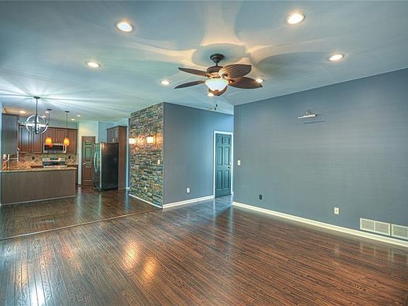 2nd image of 715 Ambur Cove Way