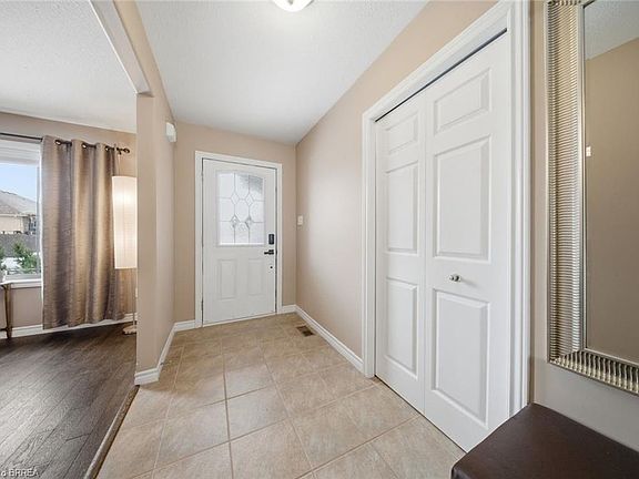 5th image of 40 Mission Rd