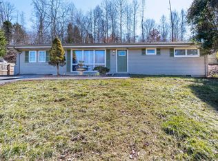 4601 Woodcliff Dr, Kingsport, TN 37664