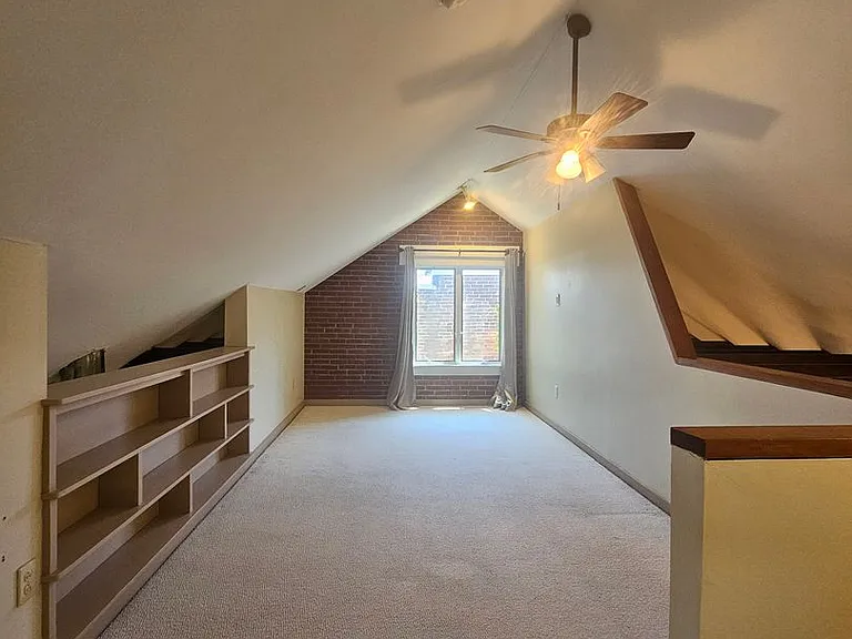 414 W Marion St — Photo 9