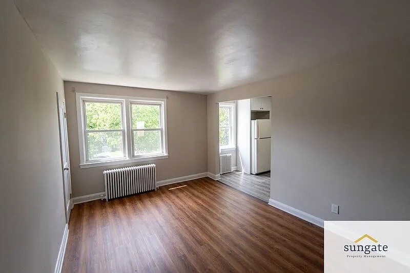 2 bed, 1.0 bath, 725 sqft, $1,195 — Photo 4