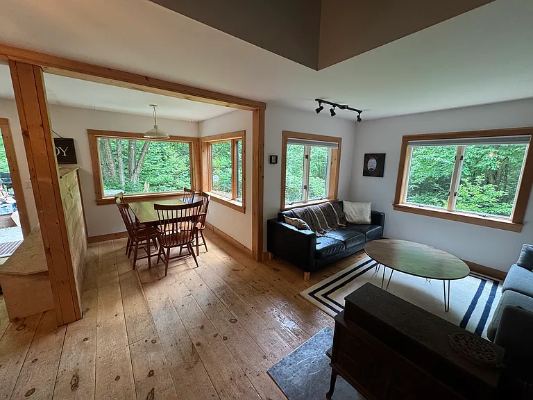 172 Lord Brook Rd — Photo 4