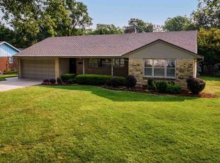 442 S Waverly St, Wichita, KS 67218