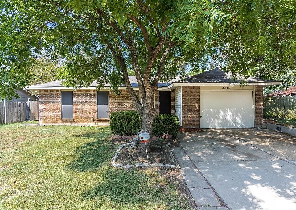 1st image of 3510 Green Hill Dr