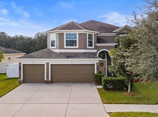 10614 Carloway Hills Dr, Wimauma, FL 33598