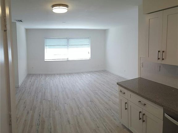 3rd image of 2610 Providence St APT 8