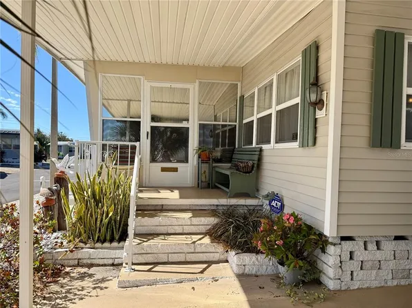 5377 Fairfield Ave S #74, Gulfport, FL 33707