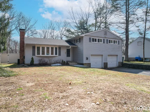 38 Mountain Road, Cheshire, CT 06410