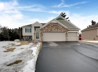 15292 Wintergreen St NW, Andover, MN 55304