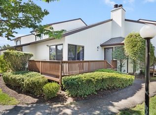 250 Ridgedale Ave APT L3, Florham Park, NJ 07932