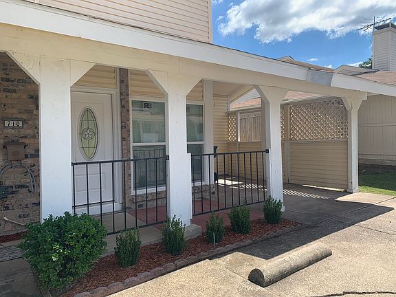 2nd image of 710 Arrowhead Cir