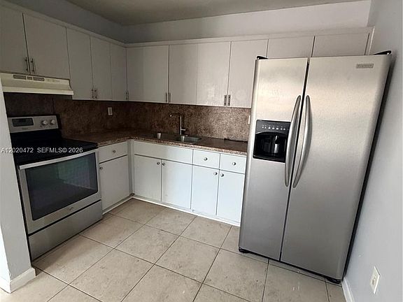 4th image of 2924 NW 132nd Ter APT 3
